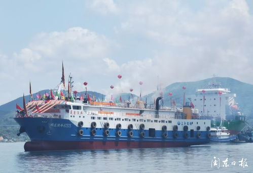 立新船舶“閩連漁冷67575”成功上水，彰顯專業船舶服務實力